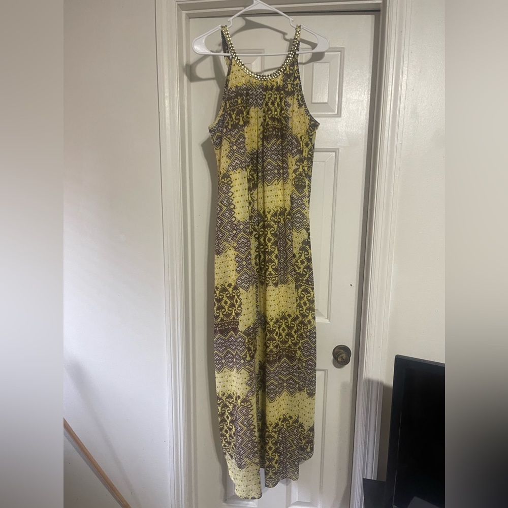 Cute yellow and brown maxi dress